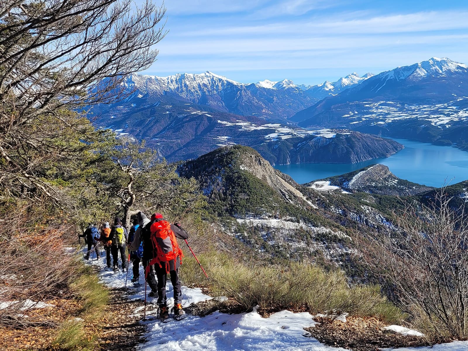 Vue sur le lac de Serre-Ponçon, Hautes-Alpes, France décembre 2022 20221218 133820