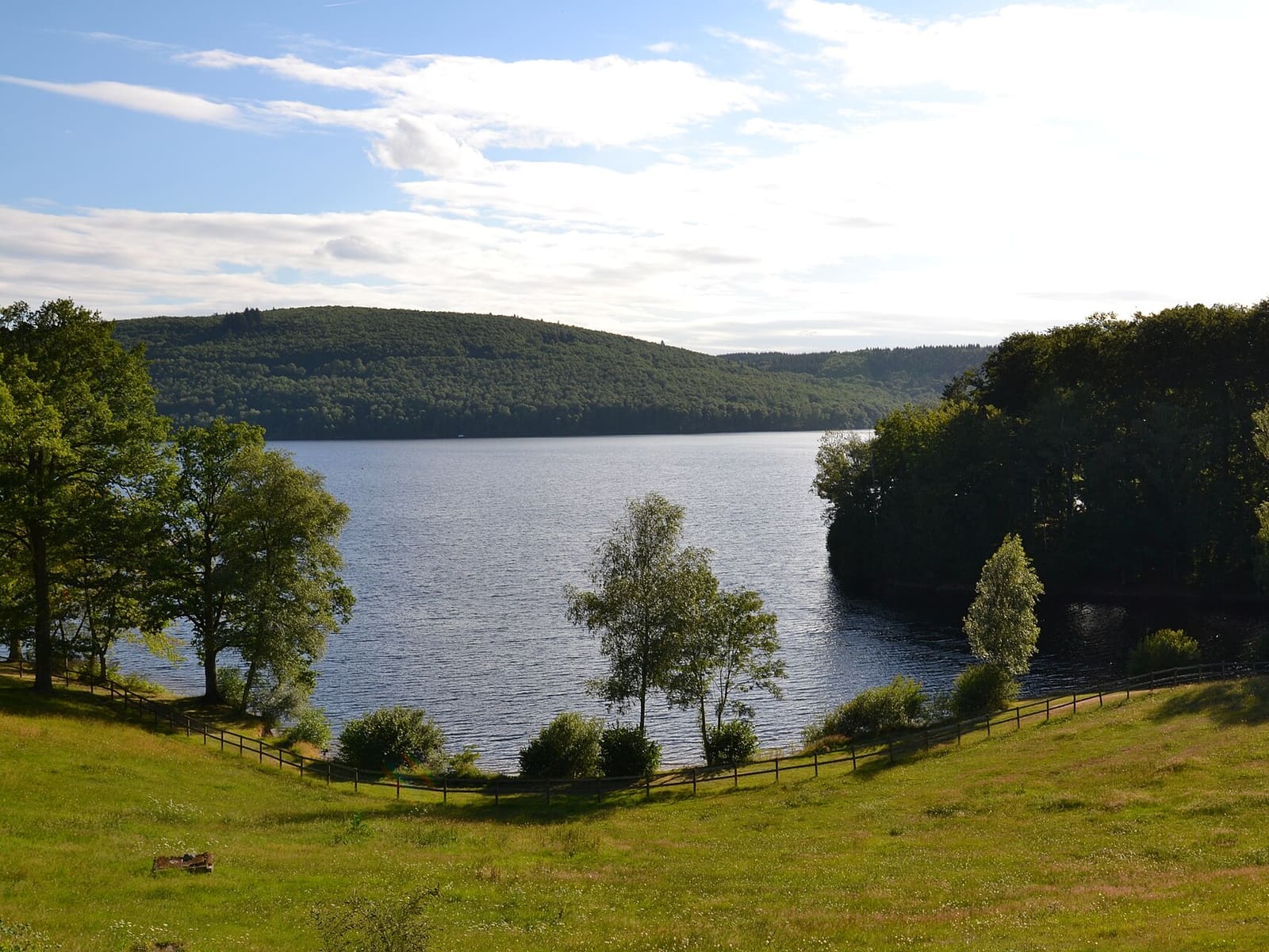Lac de Vassivière, depuis l'île